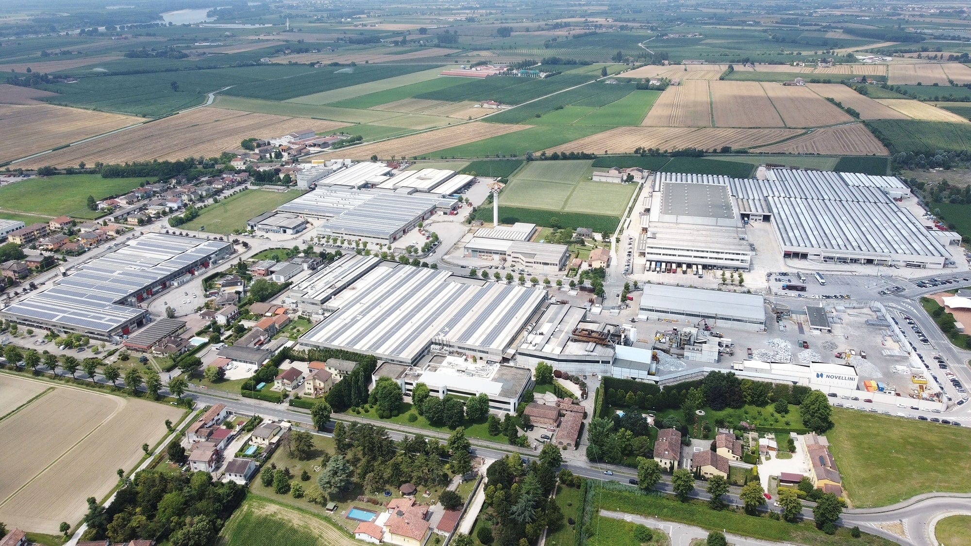 Novellini village i Mantova