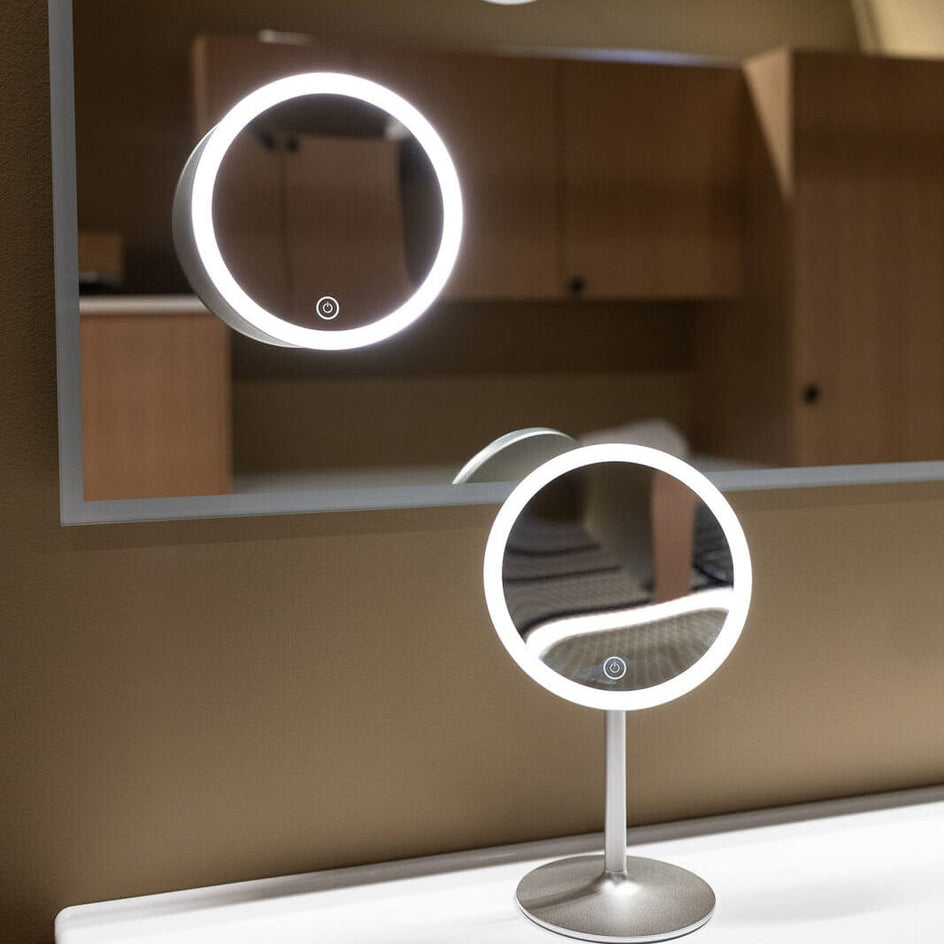 Dansani Handy LED Sminkespeil 5x på fot Krom Dansani Sminkespeil DA-190304390