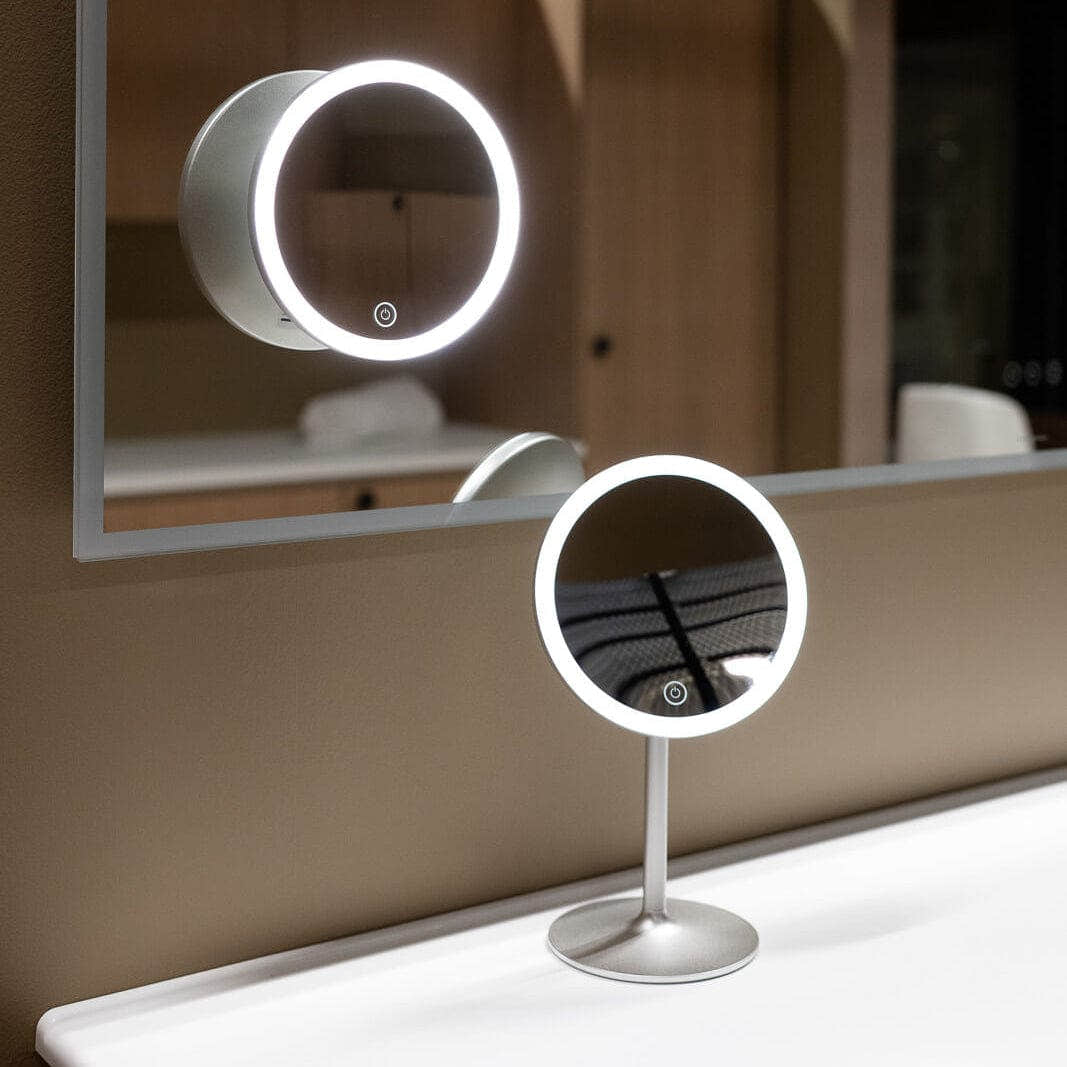 Dansani Handy LED Sminkespeil 5x på fot Krom Dansani Sminkespeil DA-190304390