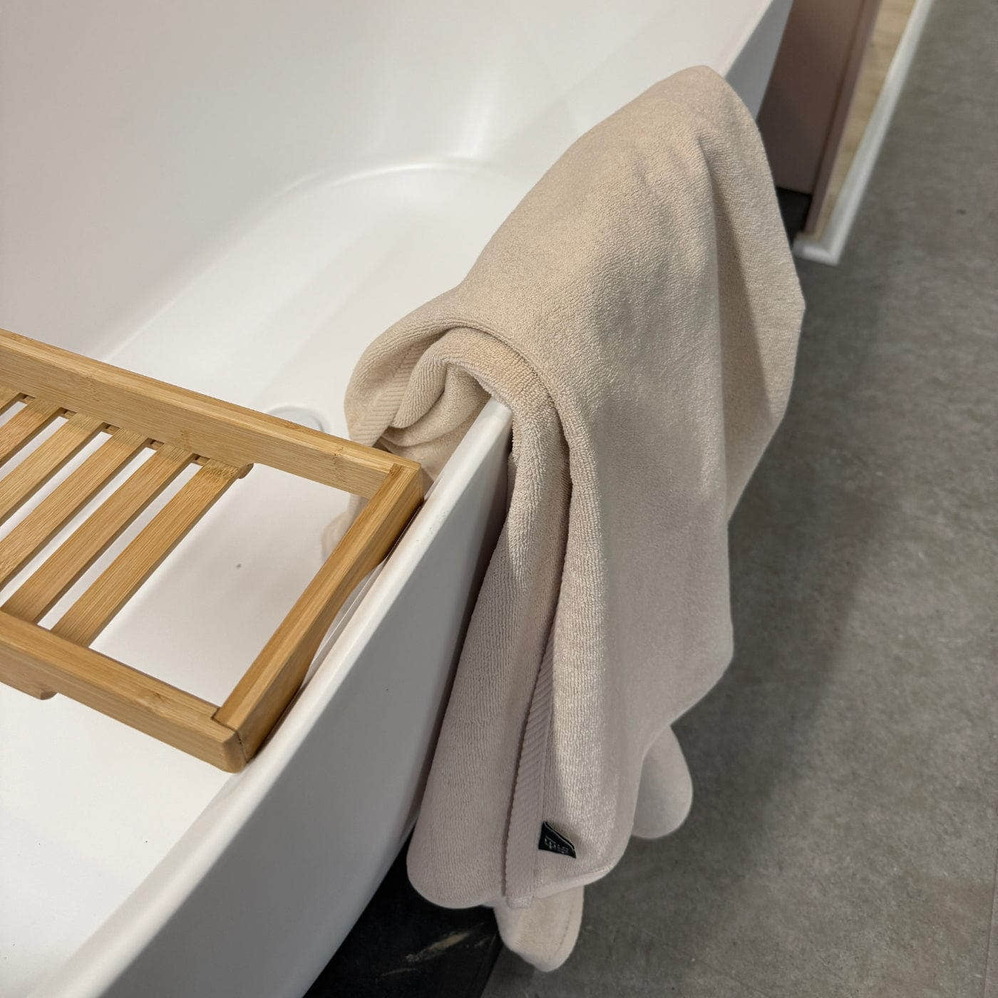 HeiHus FLUFFY badehåndkle L 70x140cm HeiHus Badehåndkle