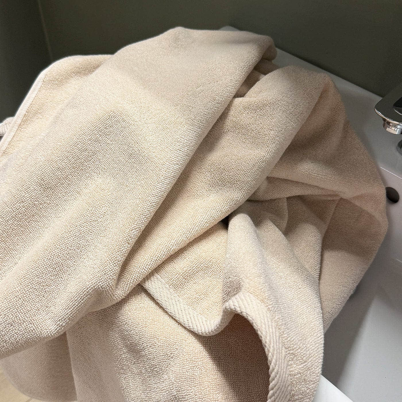 HeiHus FLUFFY badehåndkle L 70x140cm HeiHus Badehåndkle