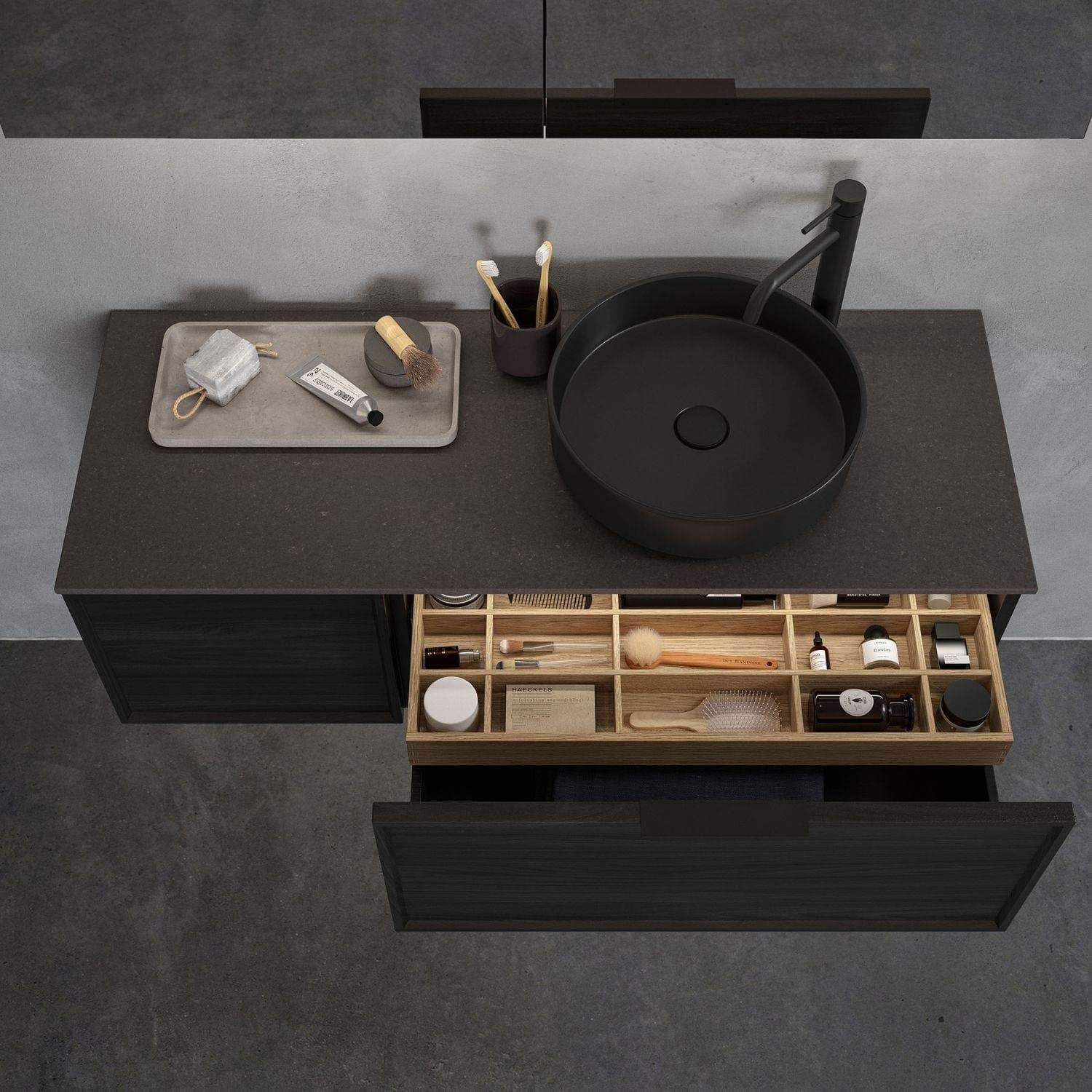 INR Air Wood Servantskap Hel front med 2 skuffer og 1 dør INR Iconic Nordic Rooms Servantskap