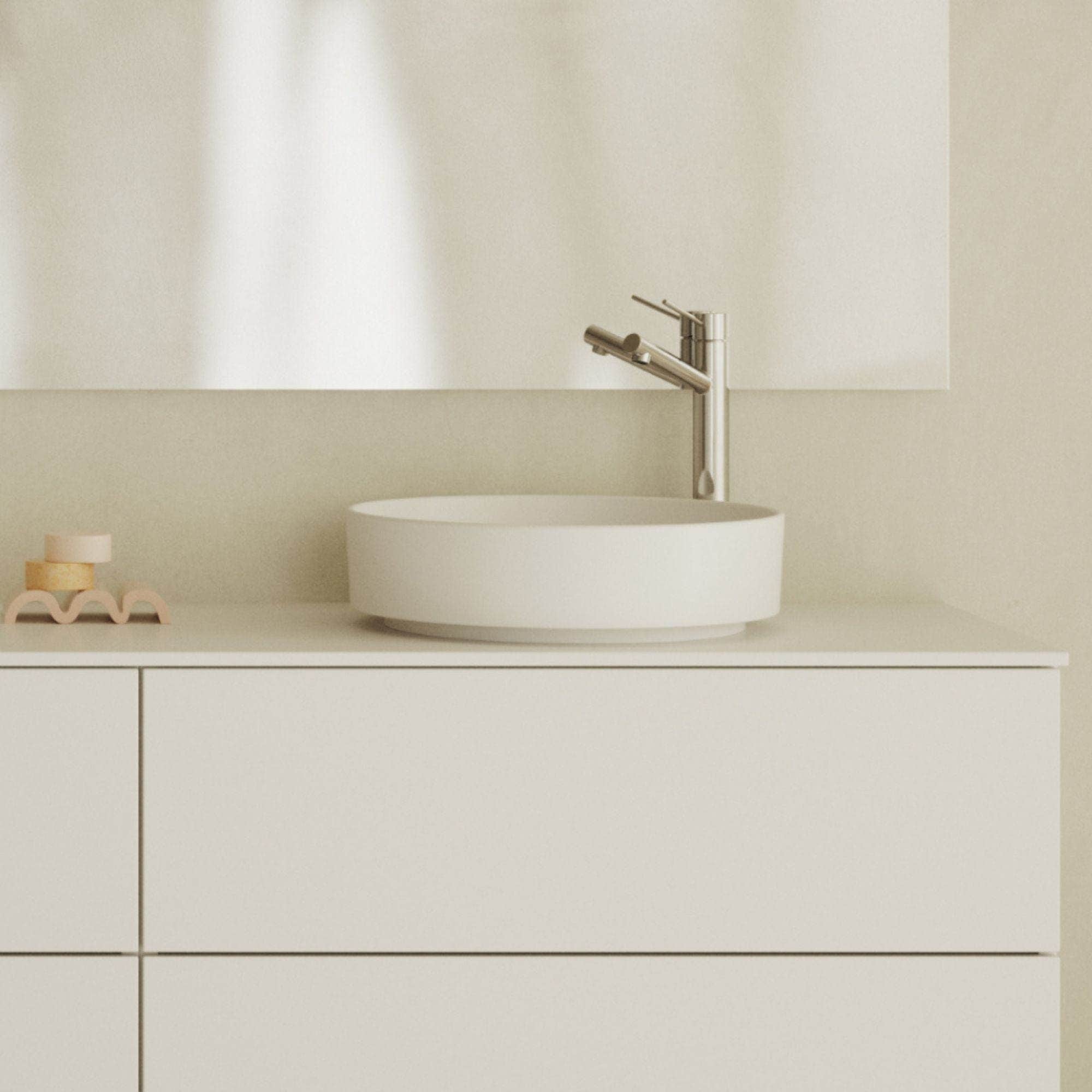 INR FLOW Benkeplate INR Iconic Nordic Rooms Benkeplate bad