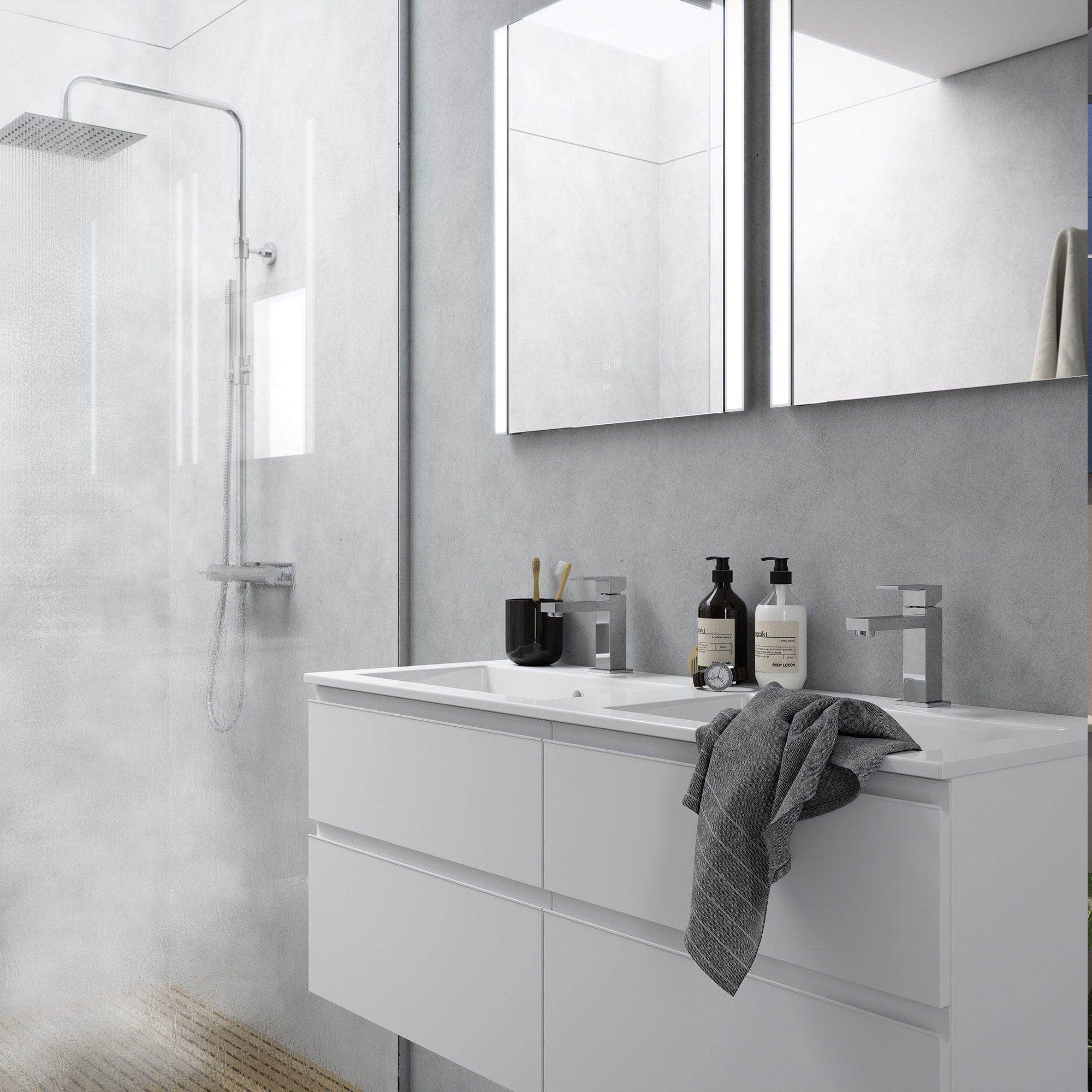 INR SCENE Speil med Regulerbar sidebelysning B500-1200xH720xD30/70mm INR Iconic Nordic Rooms Baderomsspeil