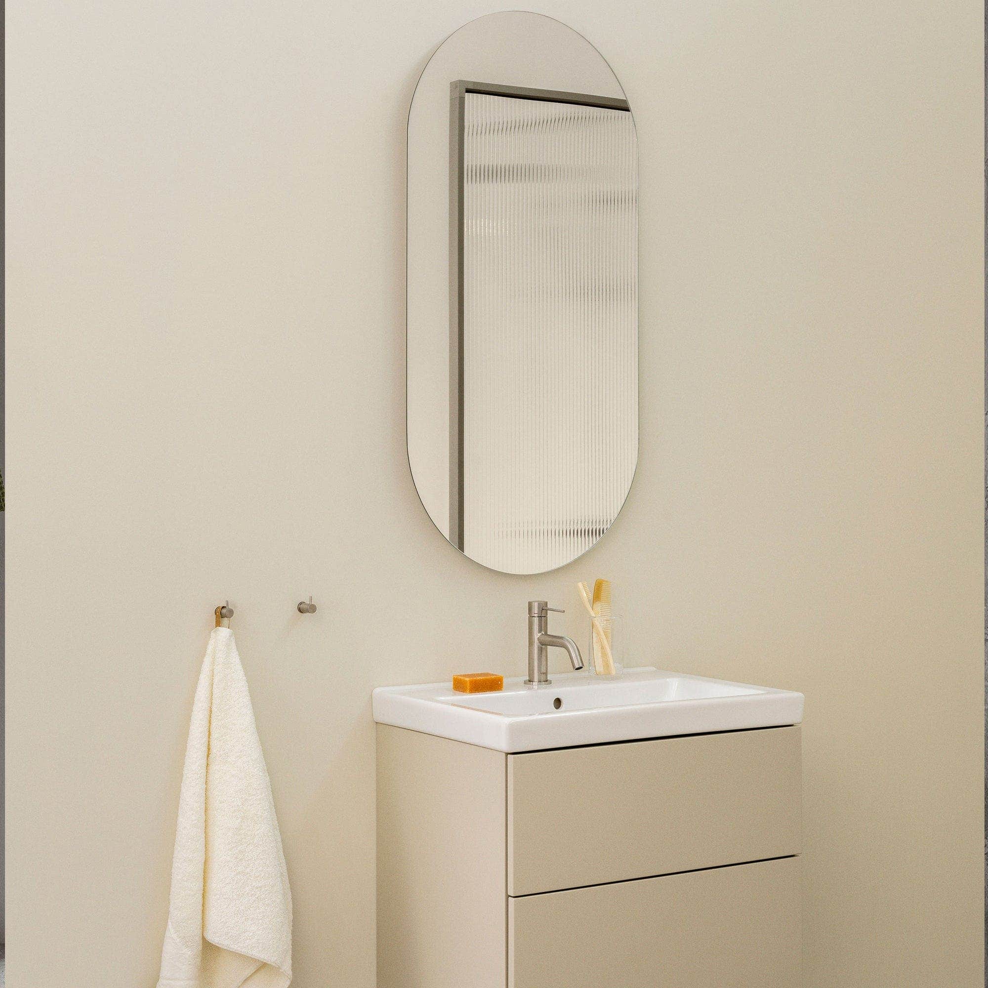 INR SLOT 50 Speil med LED-belysning B500xH1000xD30mm 50cm INR Iconic Nordic Rooms Baderomsspeil INR-341150