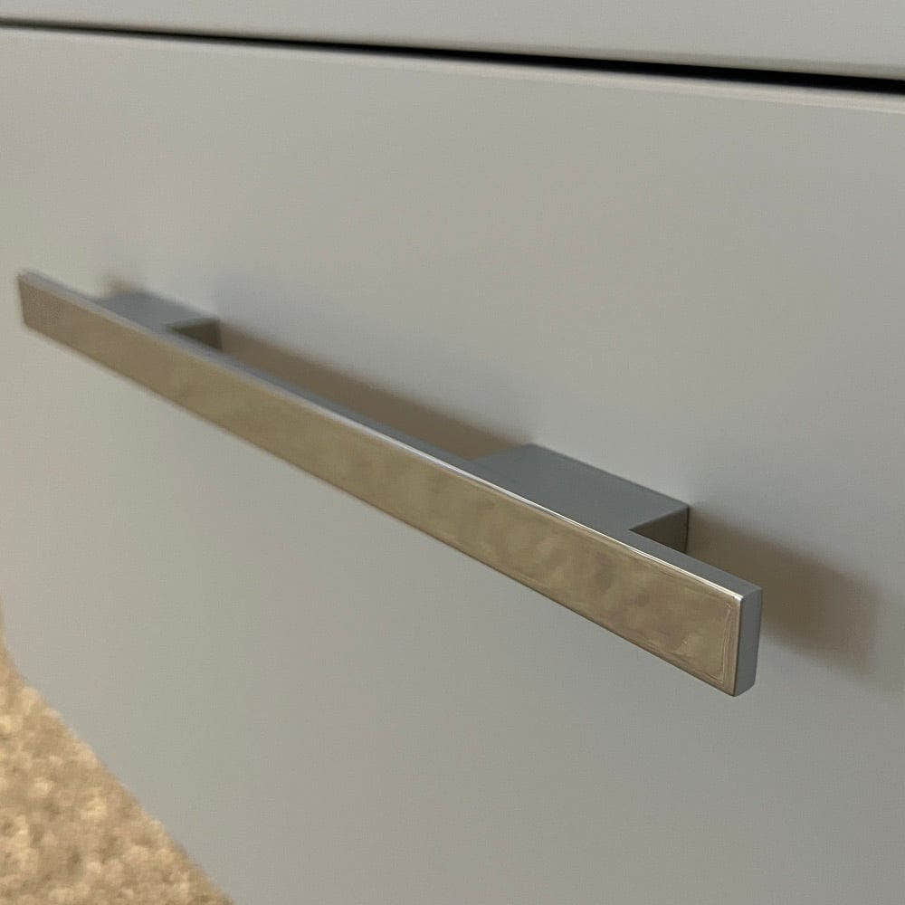 Linn Bad Ingrid Grep - kjøpes sammen med møbel Krom Linn Bad Knotter og håndtak LB-70850-320