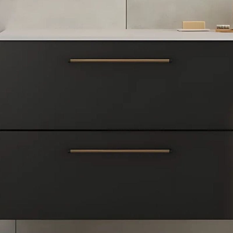 Linn Bad Ingrid Grep - kjøpes sammen med møbel Svart matt Linn Bad Knotter og håndtak LB-70870-320
