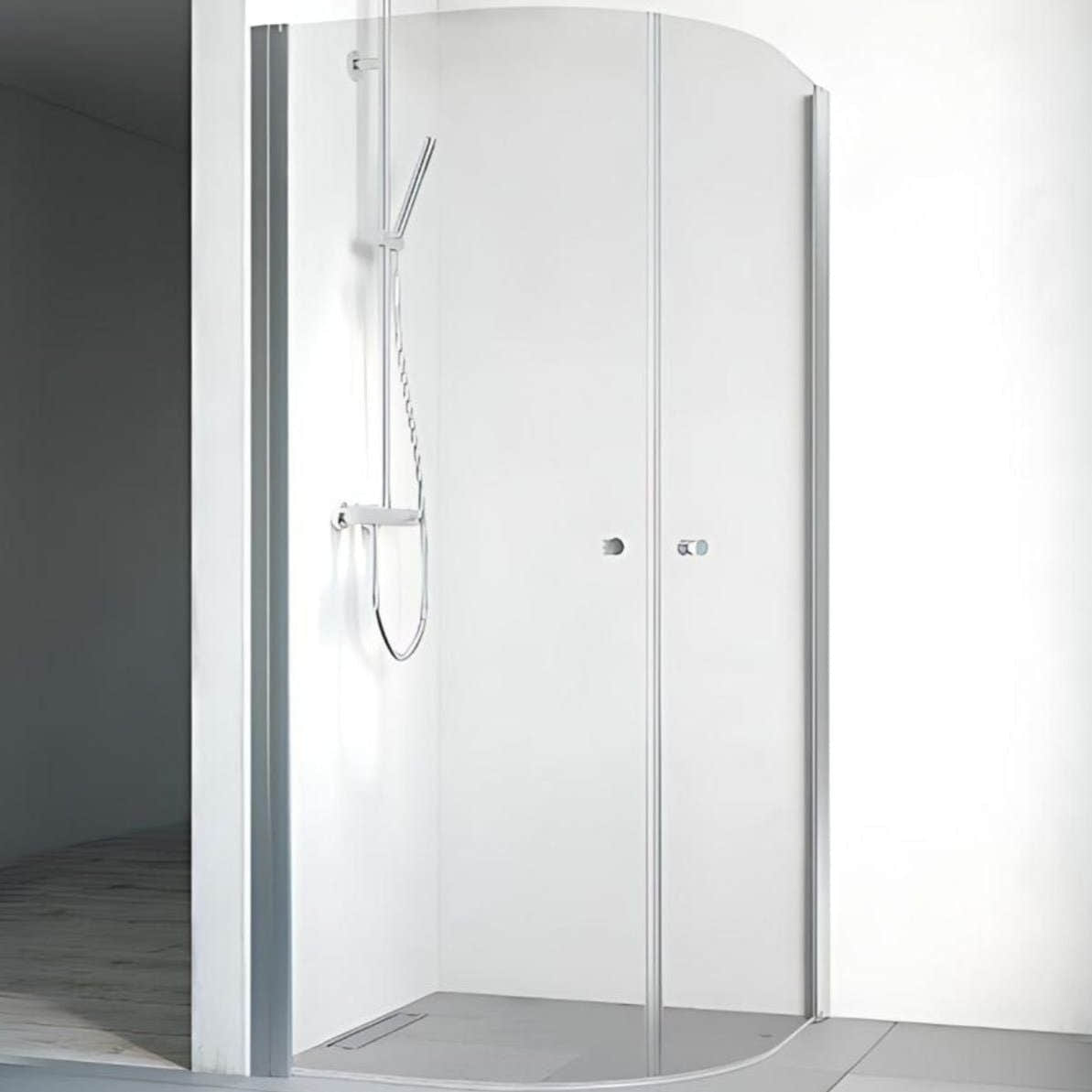 Macro Design SPIRIT Dusjhjørne Rund Klarglass Lav Matt aluminium / 80x80cm / Klart glass med knott Macro Design Dusjdør BUN-DHSC808KLL