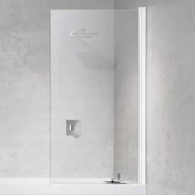 Novellini Young 2.0 1V Skjermvegg H150 Hvit matt / 70cm / Klart glass Novellini Badekarvegg KO-Y21V70-1U