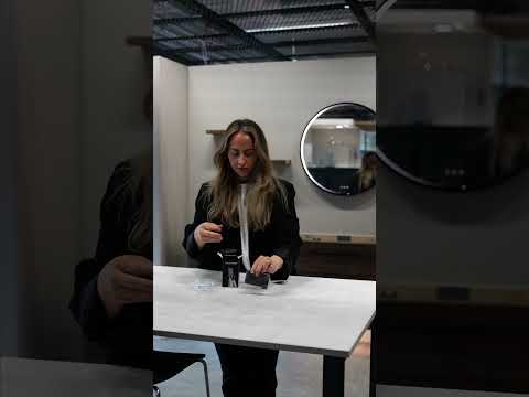 Unboxing lys grå