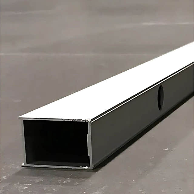 Sanipro Altis line Påbyggingsprofil Krom Sanipro Veggprofil SA-10247