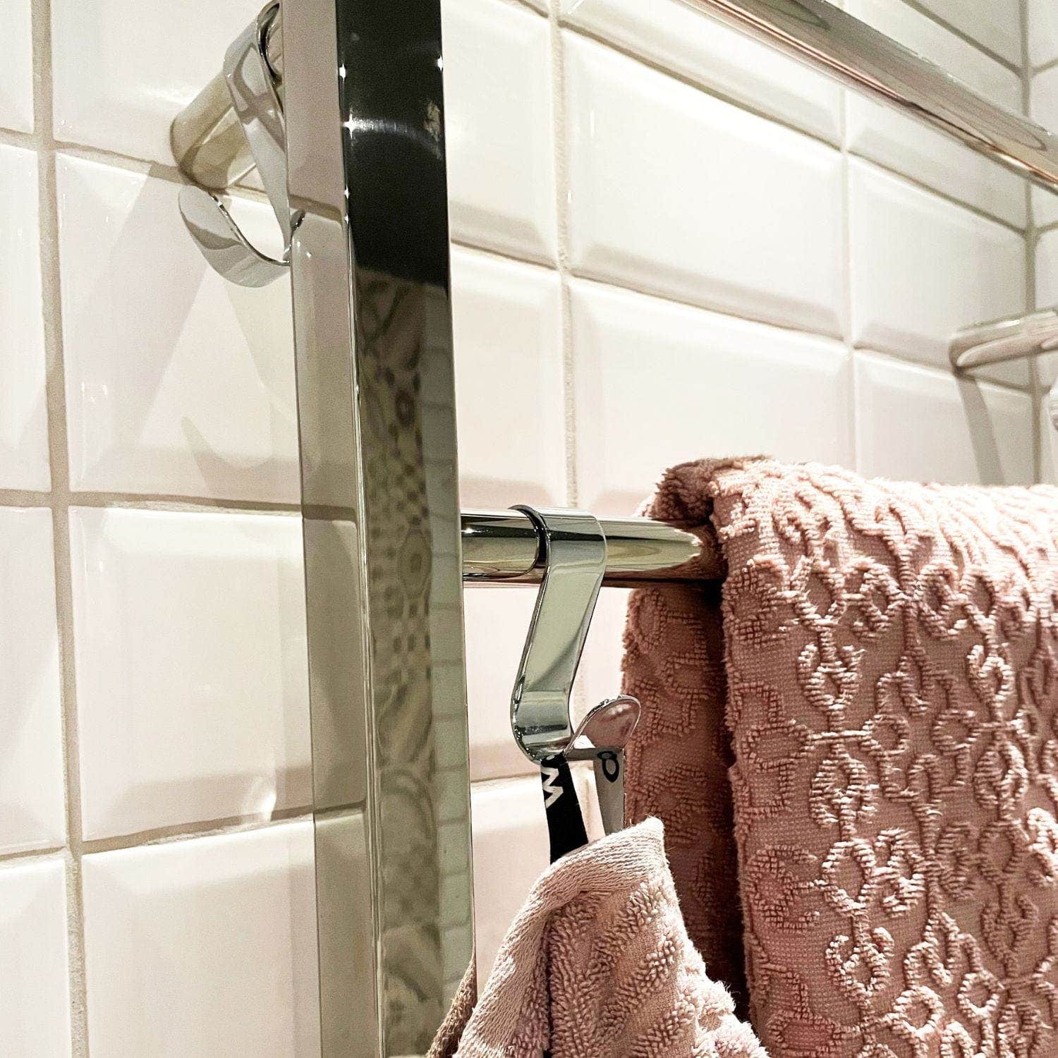 Smedbo DRY FK730 Håndklekrok 2 stk Krom Smedbo Håndkletørker strøm SM-FK730