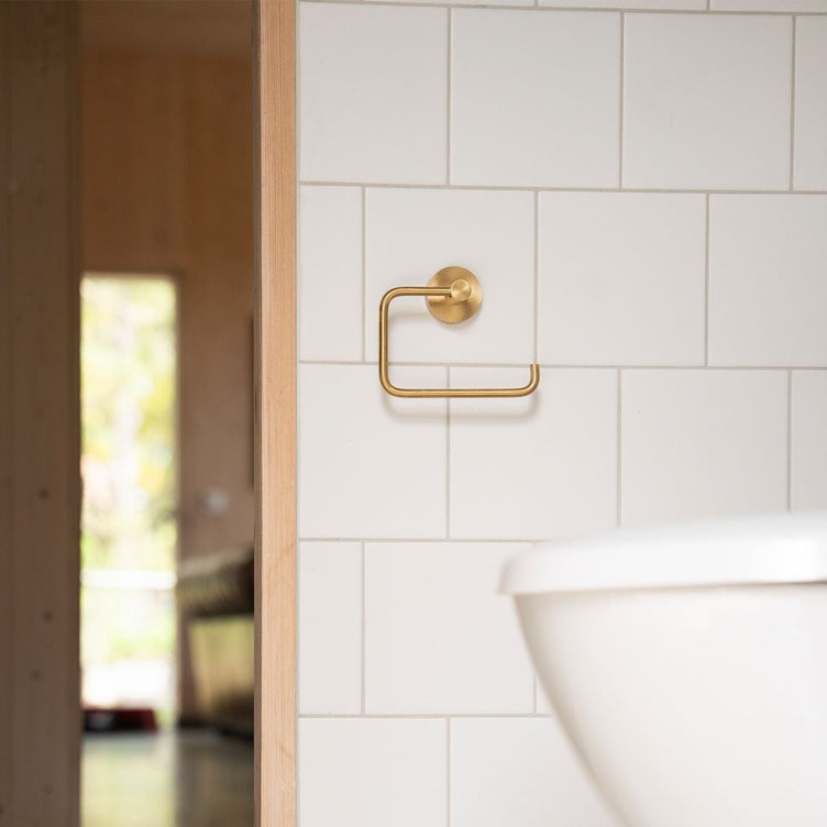 Smedbo Home 341 Toalettrullholder - kan limes