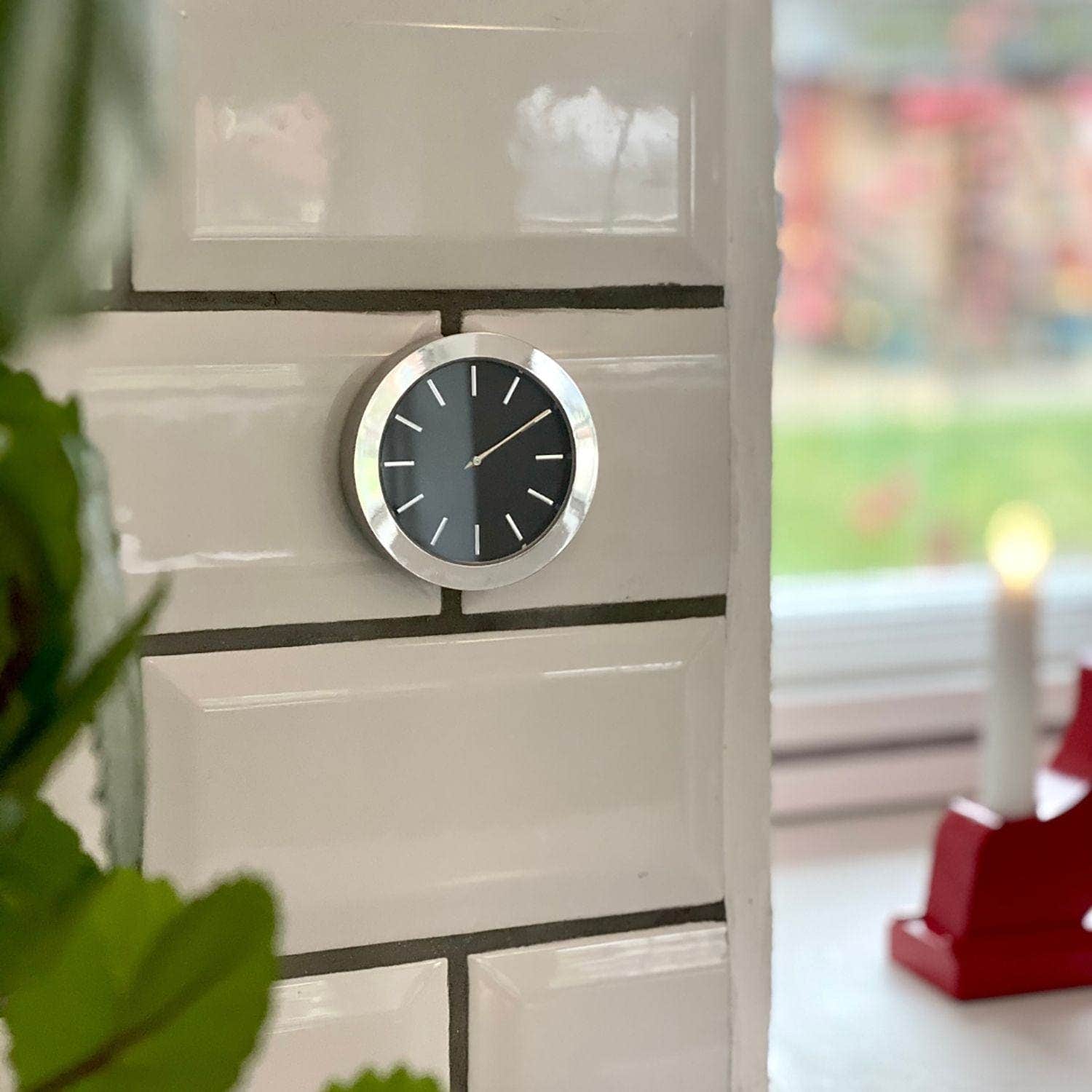 Smedbo YK380 Klokke Krom/Svart Time Smedbo Diverse baderomstilbehør