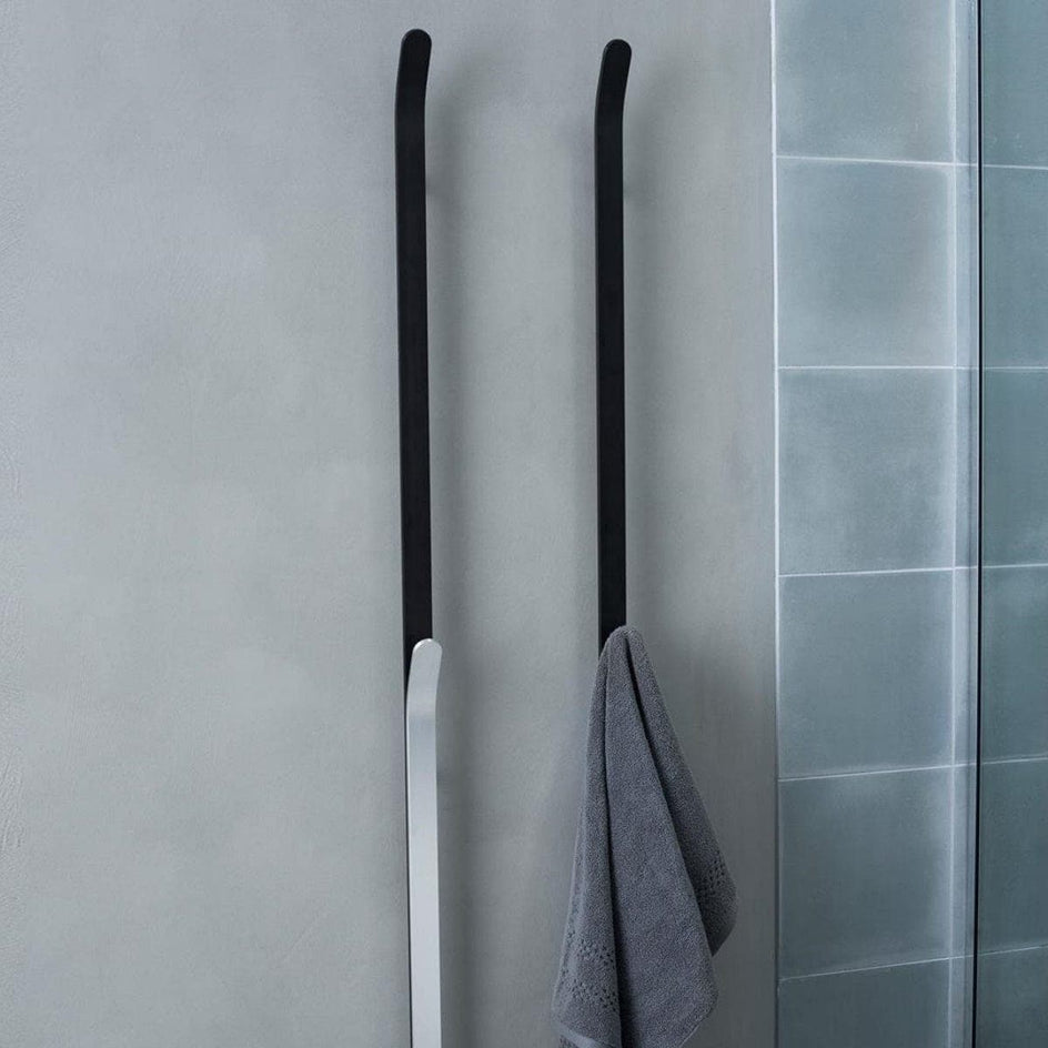INR Bow Håndkletørker H170 Designvinner INR Iconic Nordic Rooms Håndkletørker strøm