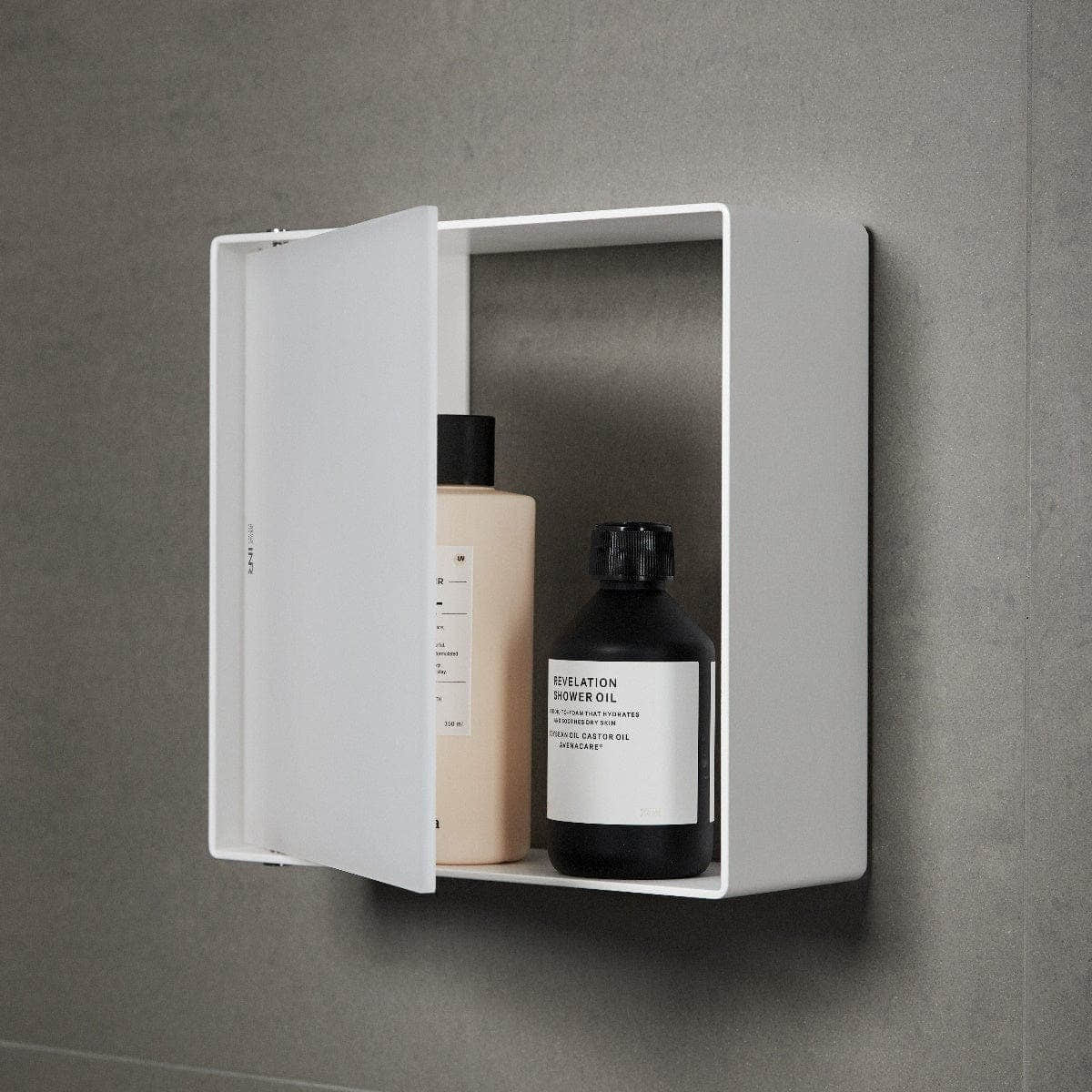 INR Case Dusjoppbevaring INR Iconic Nordic Rooms Dusjhylle