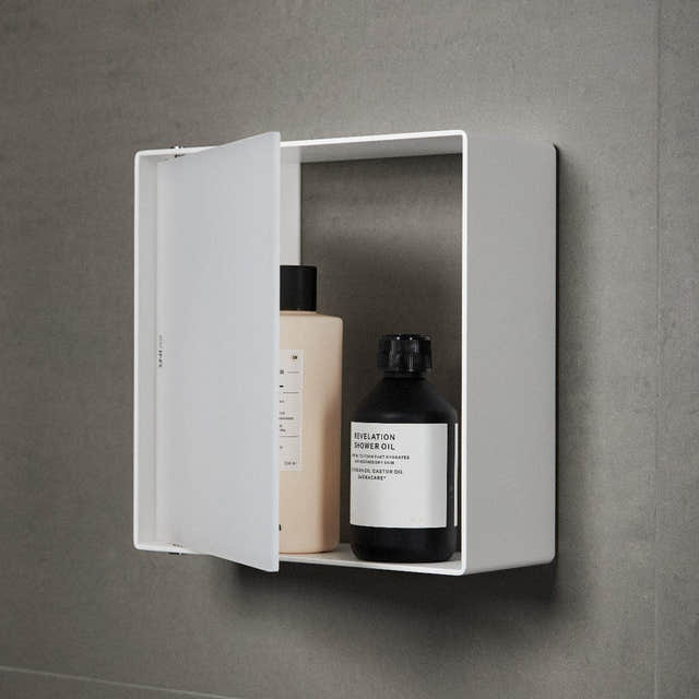 INR Case Dusjoppbevaring INR Iconic Nordic Rooms Dusjhylle