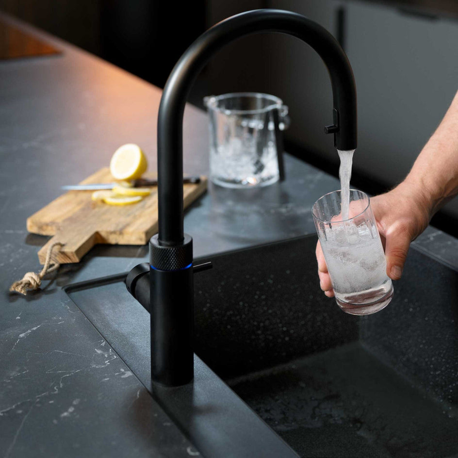Quooker Flex alt-i-ett kjøkkenarmatur med uttrekksslange Quooker Kjøkkenarmatur