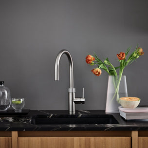 Quooker Flex alt-i-ett kjøkkenarmatur med uttrekksslange
