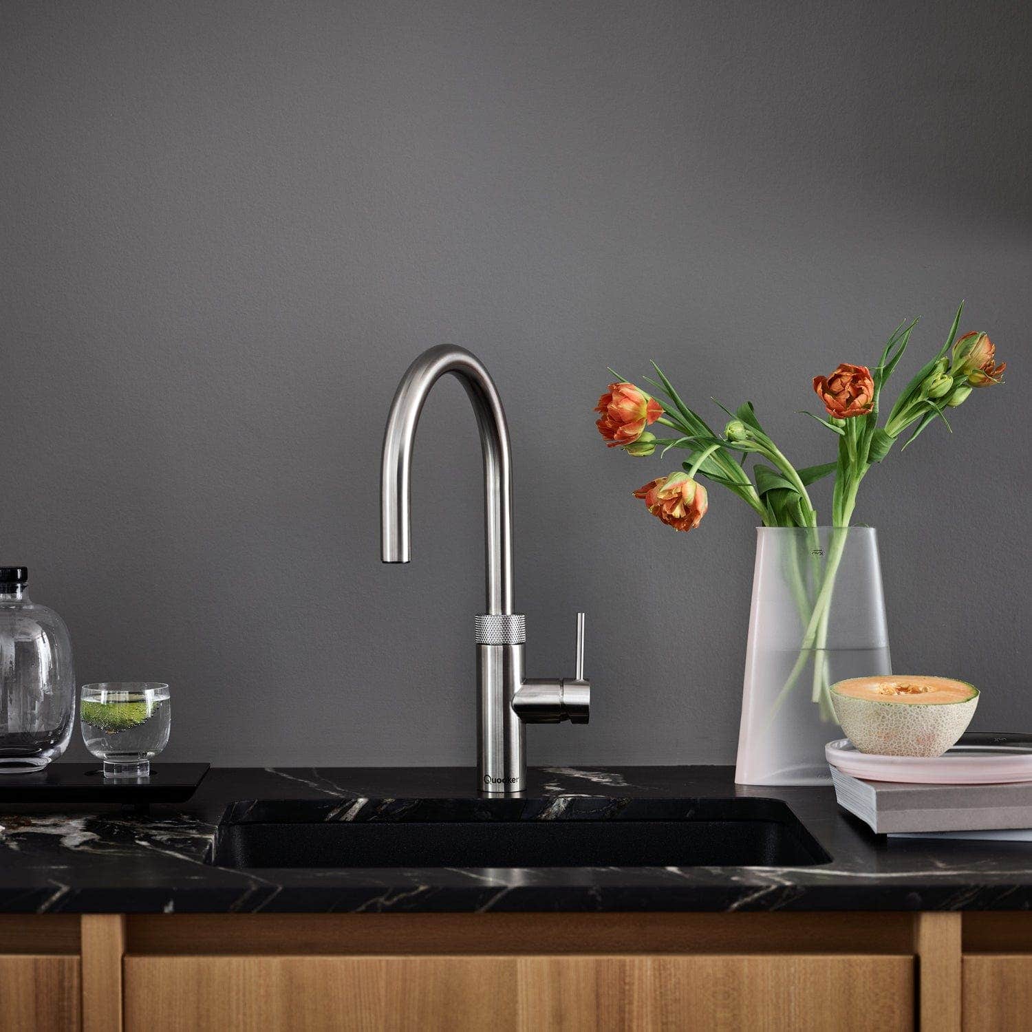 Quooker Flex alt-i-ett kjøkkenarmatur med uttrekksslange Quooker Kjøkkenarmatur