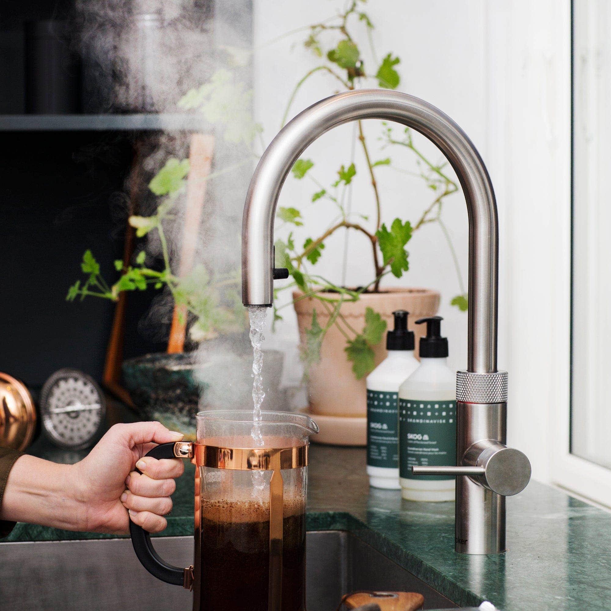 Quooker Flex alt-i-ett kjøkkenarmatur med uttrekksslange Quooker Kjøkkenarmatur