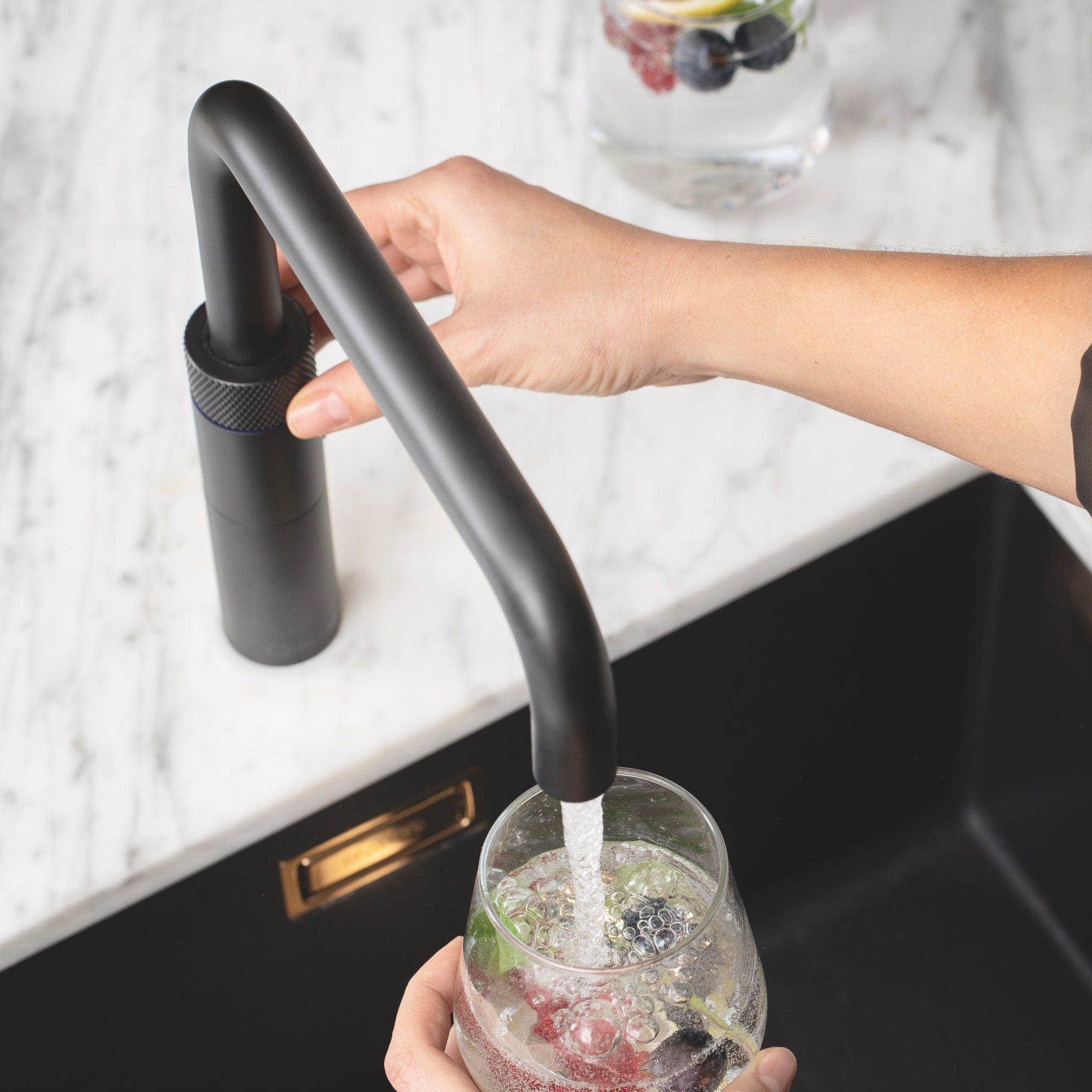 Quooker Fusion Square alt-i-ett design kjøkkenarmatur Quooker Kjøkkenarmatur