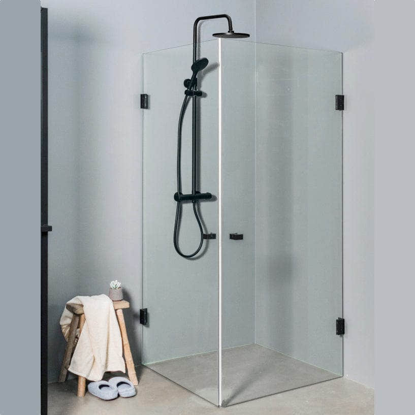 Sanipro Focus Fastvegg - pris pr stk Svart matt / 90cm / Klart glass Sanipro Dusjvegg SA-10207