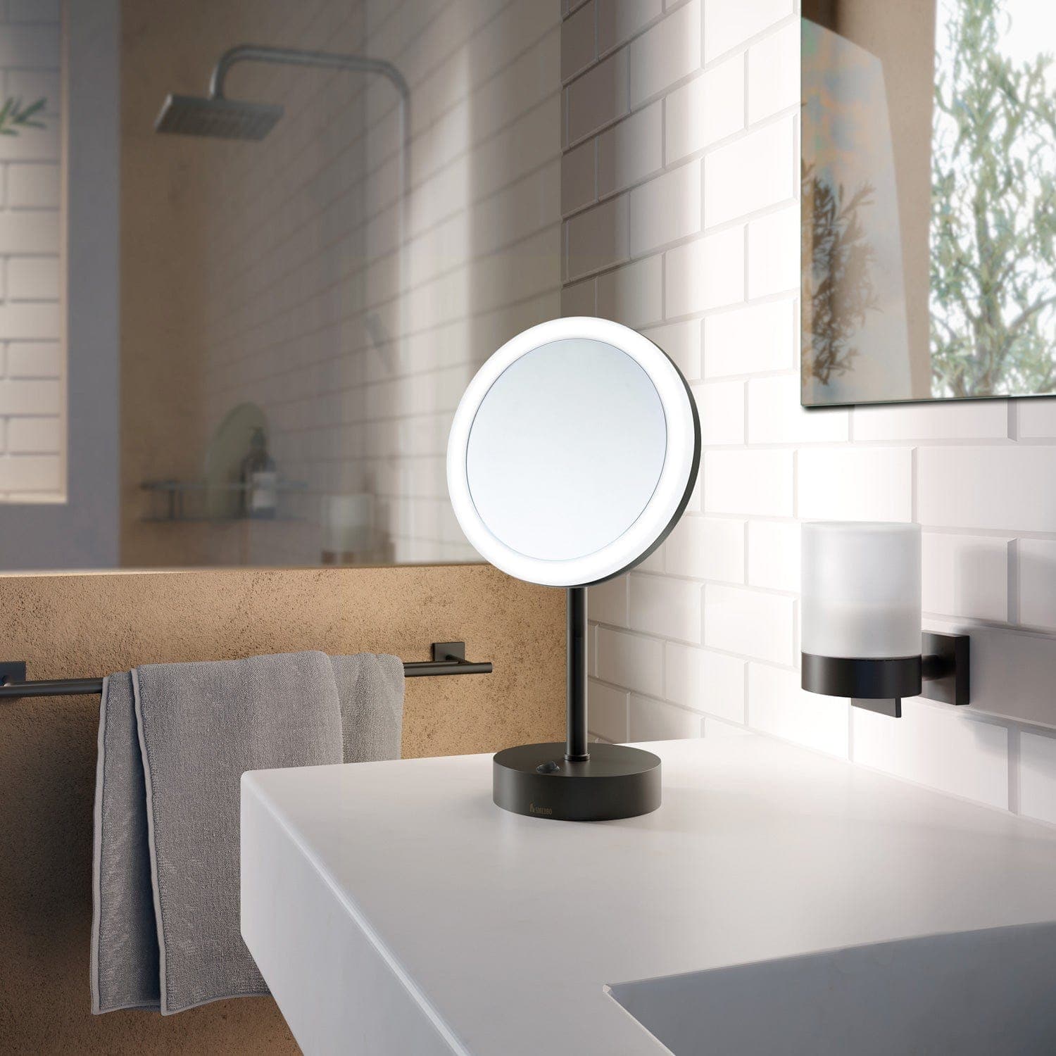 Smedbo FK484 Sminkespeil 5x LED Smedbo Sminkespeil