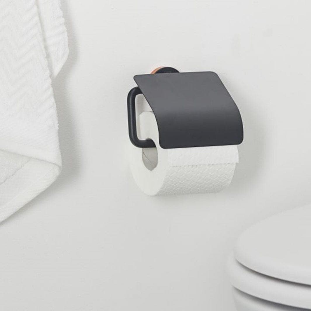 Tiger Urban toalettrullholder med lokk Tiger Toalettrullholder